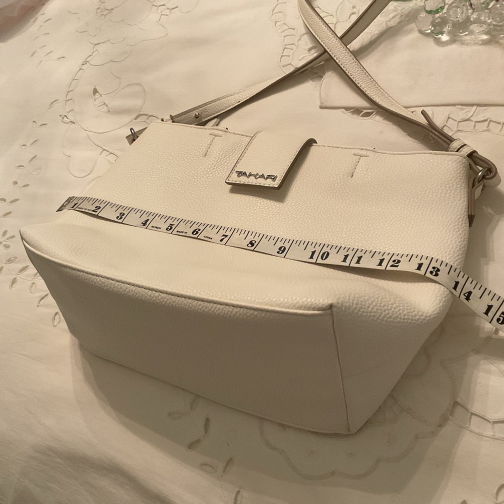 TAHARI “MARLOWE” TOTE BAG FAUX LEATHER, PEARL WHITE - Picture 12 of 16